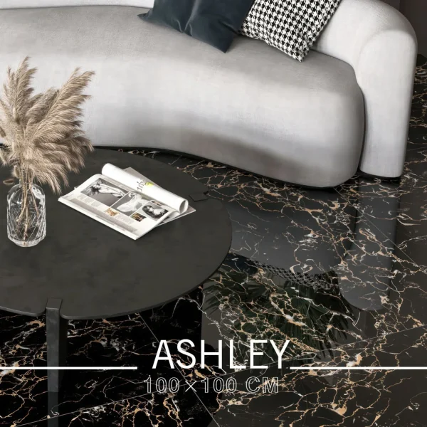 Ashley - Image 3